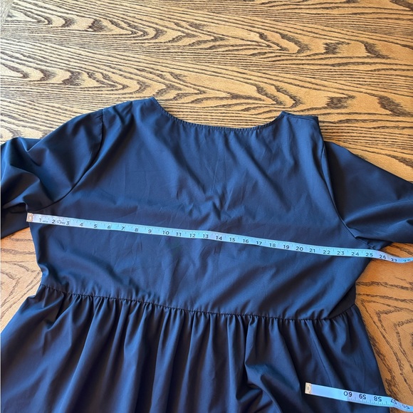 SHEIN Black shirt with white buttons and bell sleeves - Picture 4 of 7